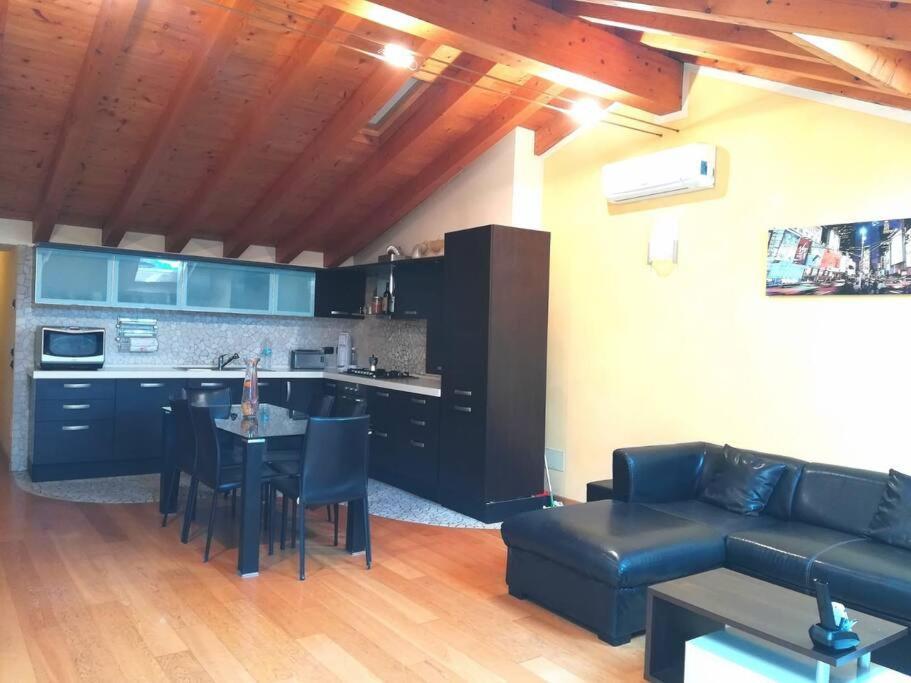 La Corte House Salò Zewnętrze zdjęcie
